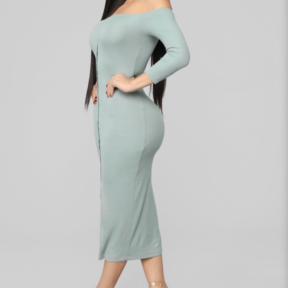 Off the Shoulder Midi Button Dress - Picture 2 of 6